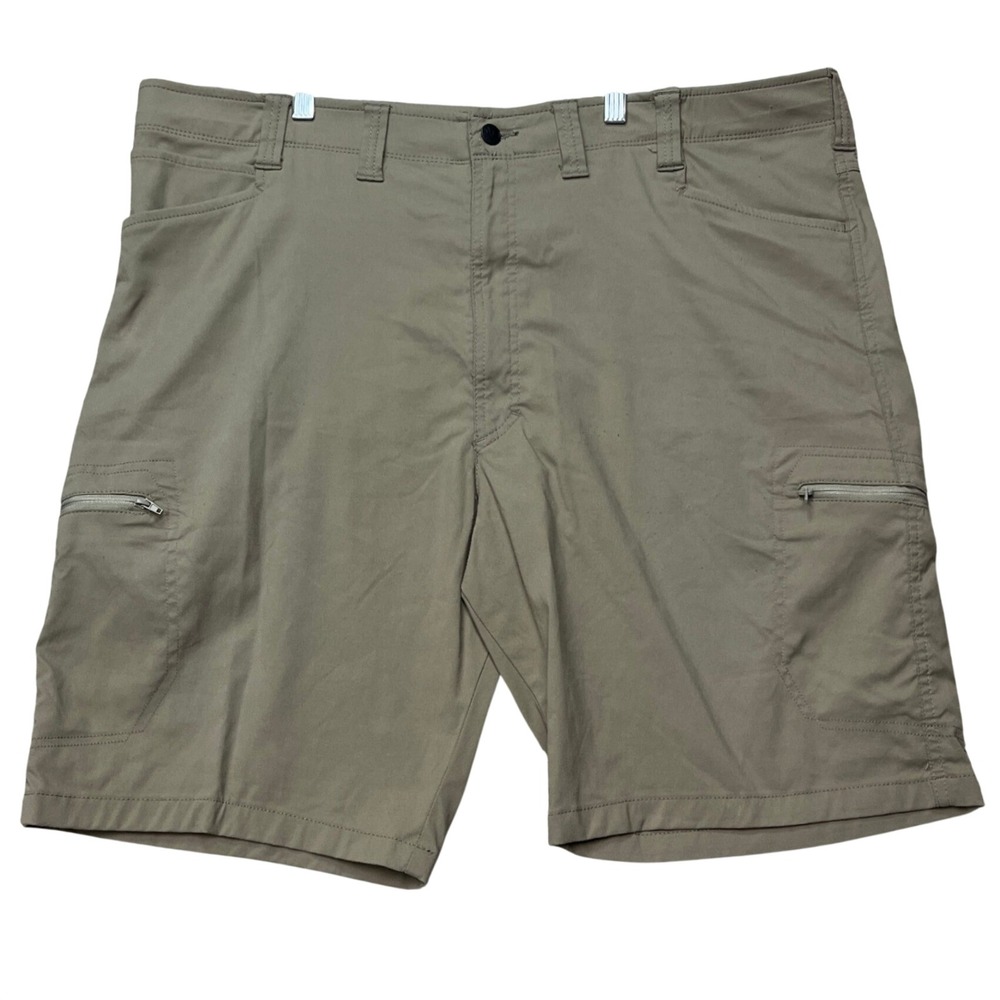 Wrangler Outdoor Cargo Shorts Mens 44 Khaki Tan Stretch Waistband Flat Front